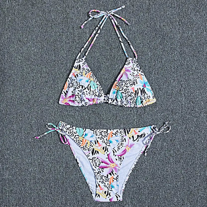 1 Set  Women Swimsuit  Padded  Three-point  Stretchy  Beautiful Floral Print Bikini Set  for Swimming Pool