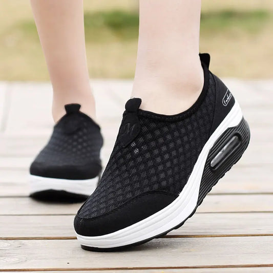 Wedge Hollowed Out Slip-on Mesh Platform Vulcanization Shoes