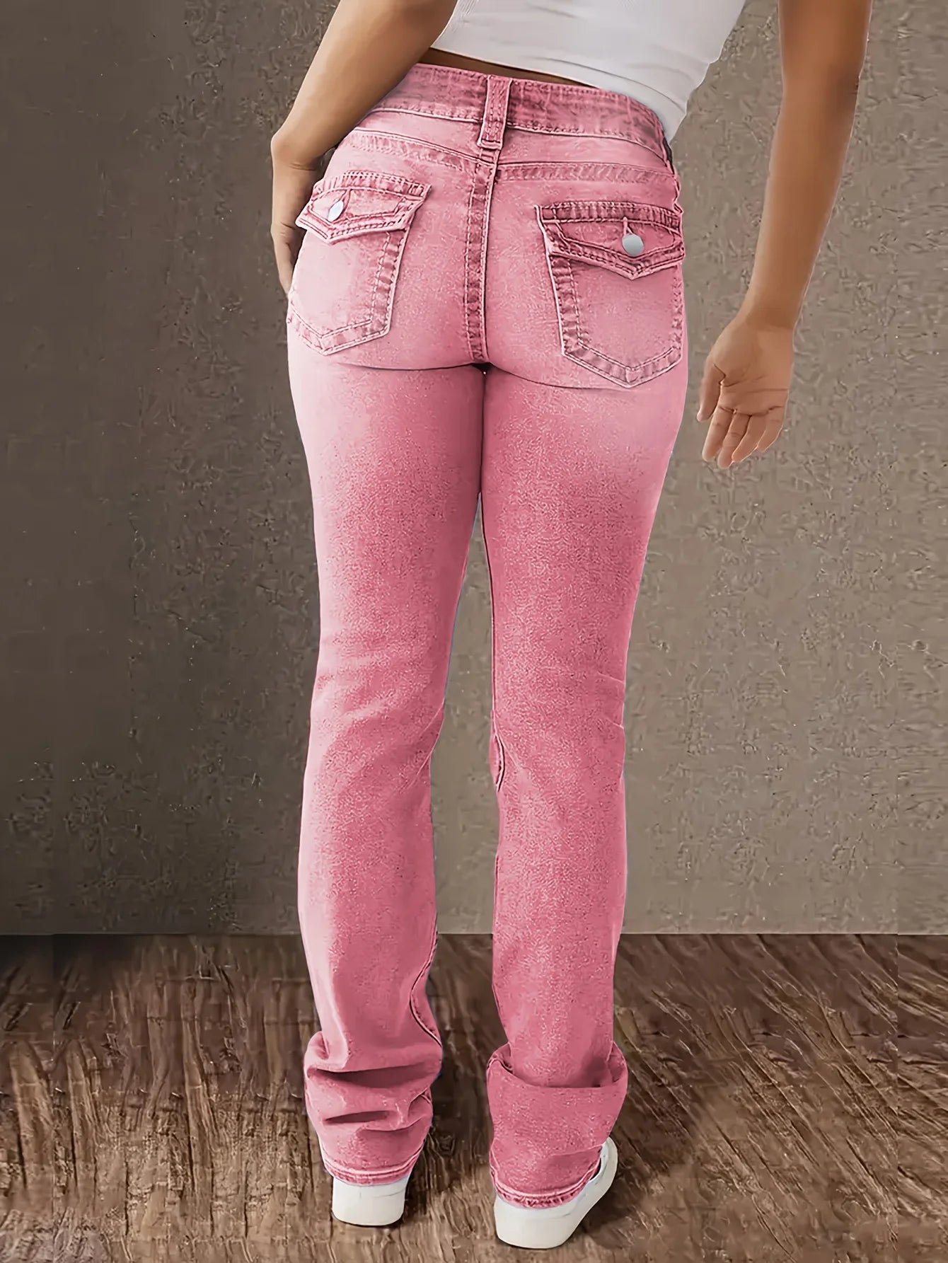 Women's stretch jeans pink wash, low-rise slim fit denim with hip lift effect, double-breasted placket, stylish and sexy jeans.