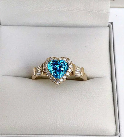 Elegant Noble Gold Color Heart Ring for Women Fashion Inlaid White Zircon Stones Wedding Rings Bride Engagement Jewelry