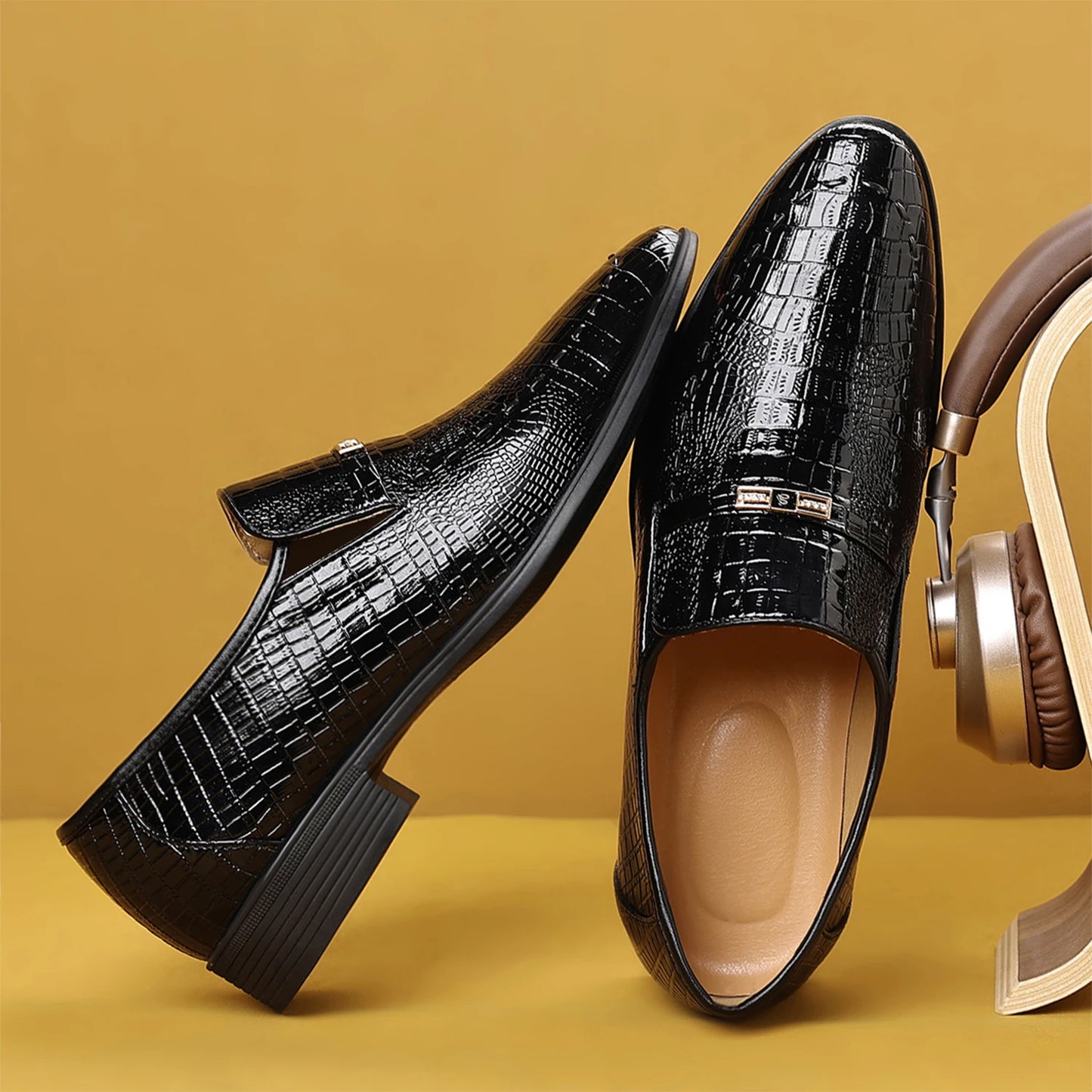 Men's Slip-On Dress Shoes Business Casual Comfortable Classical Dress Shoes for Men ﻿