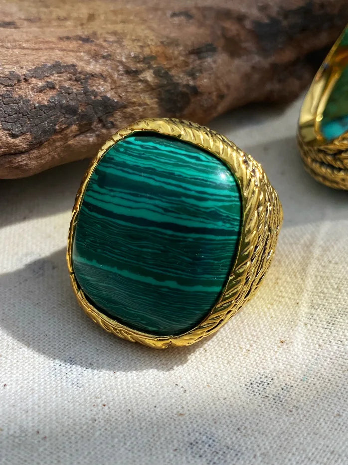 Vintage Geometric Metal Square Natural Stone Ring For Women Exaggerated Trendy Finger Jewelry Party Accessories