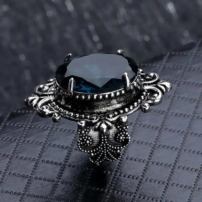 Huitan Carved Pattern Vintage Women Rings with Oval Blue CZ Stone Retro Female Rings for Party Chic Anniversary Gift New Jewelry