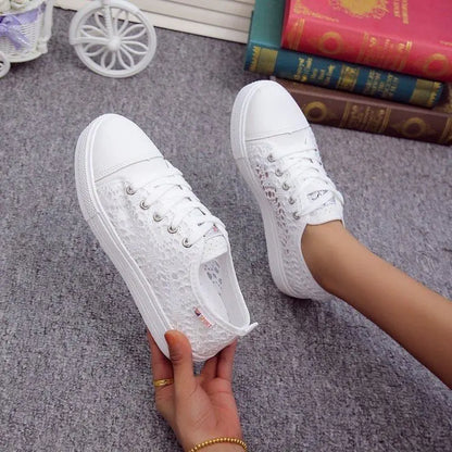 Fashion Summer Casual White Shoes Cutouts Lace Canvas Hollow Breathable Platform Flat Shoes Woman Sneakers