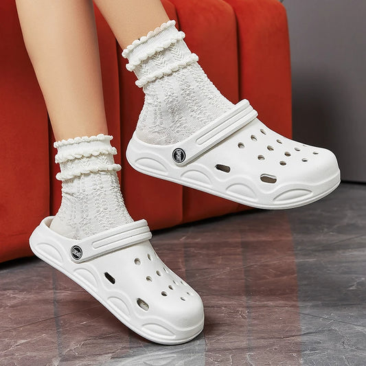 Summer Comfortable Clogs Slippers for Women Lightweight Anti Slip Beach Sandals Woman Fashion White EVA Waterproof Garden Shoes