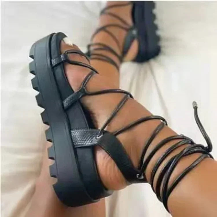 Summer Fashion New Style Slope Heel Thick Bottom Women's Sandals with Bare Toes Thick Heel Strap External Slippers