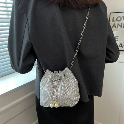 Large capacity Joker bucket bag fashion new ladies shoulder diagonal bag personality Joker women's handbags