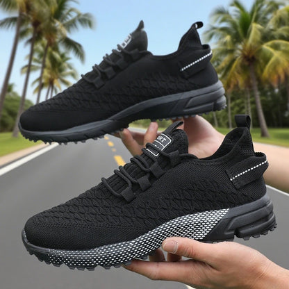 New Lightweight Running Shoes for Men Breathable Designer Mesh Casual Sneakers Summer Lace-Up Male Outdoor Sports Tennis Shoes