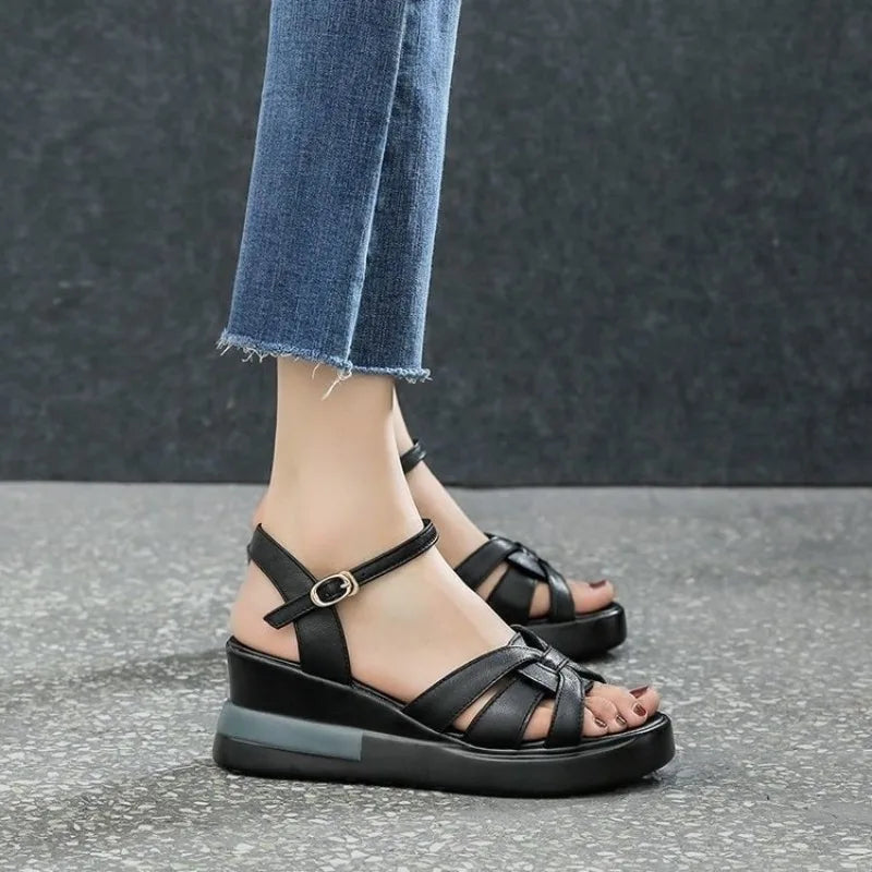 Summer NewWomen's Sandals Casual Retro Hollow Button Sandals Women's Open-toe Sandals Fashion Comfortable Slope Heel Sandal