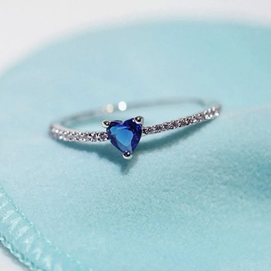 New Simple Cute Female Blue Crystal Stone Ring Ladies Engagement Ring Luxury Heart Shaped Zirconia Ring Couple Gift Accessories