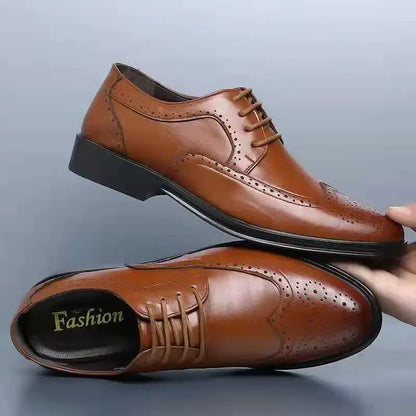 2023 Mens Wingtip Oxford Shoes Genuine Calfskin Leather Brogue Dress Shoes Classic Business Formal Shoes Man