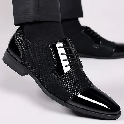Men Business Leather Shoes Luxury Oxford Breathable Patent Leather Dress Shoes Men Office Wedding Flats Formal Shoes