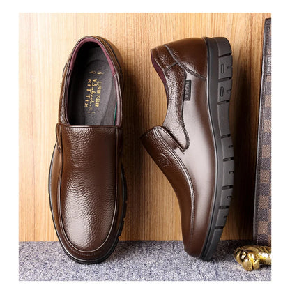 Summer New Men Leather Shoes soft soled Casual Flat Shoes Outdoor Walking shoes Comfort fashion soft leather shoes Loafers