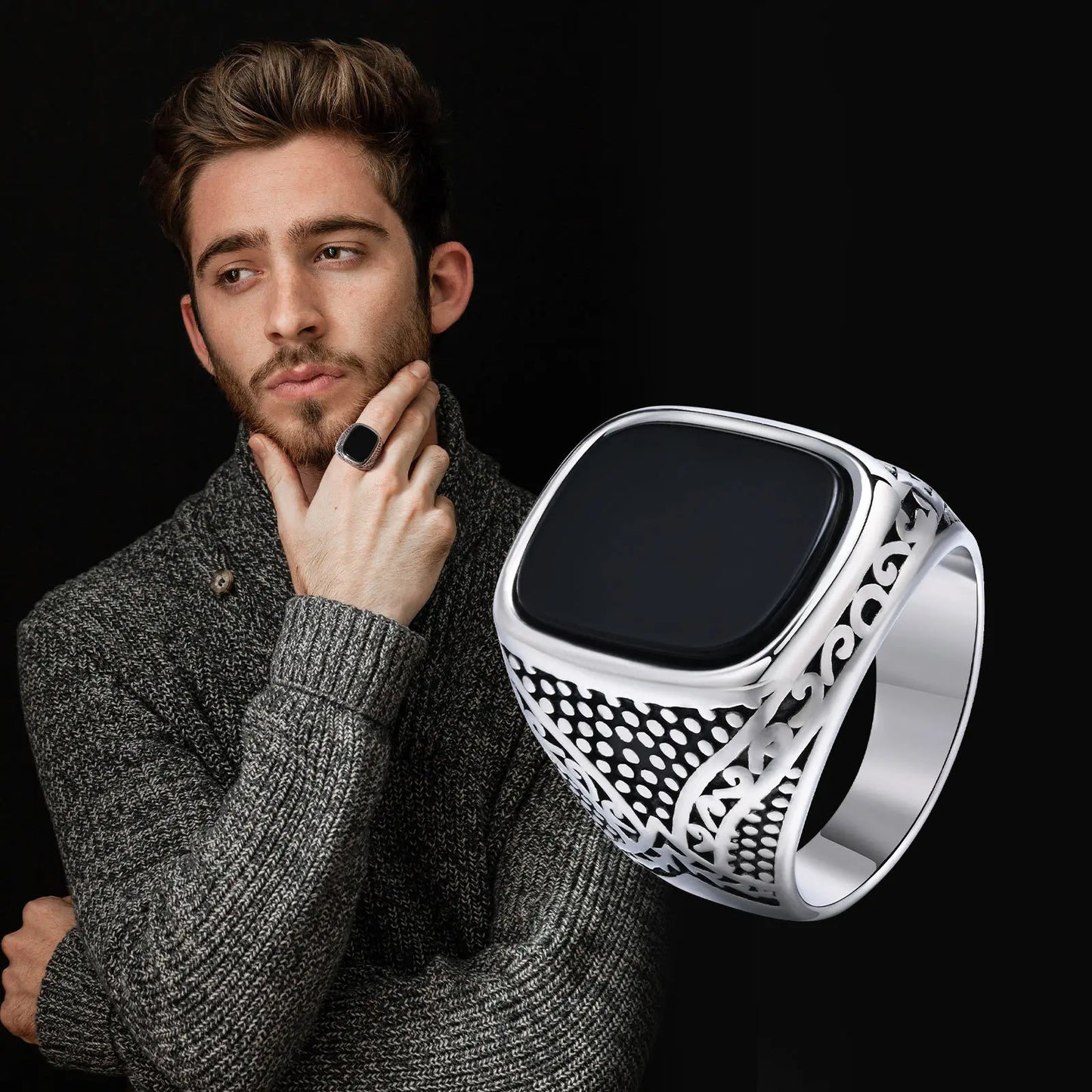 Vnox Rock Punk Onyx Stone Rings for Men, Stylish Solid Stainless Steel Metal Signet Ring,Cool Fashion Gifts for Him Jewelry
