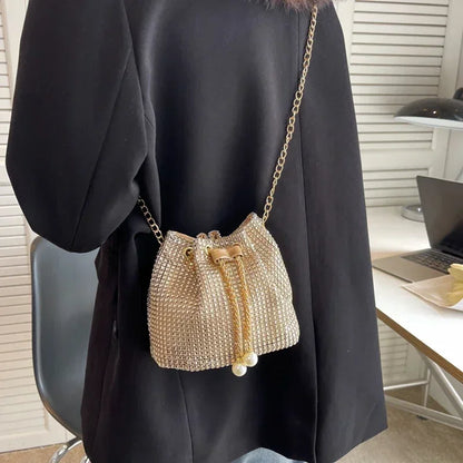 Large capacity Joker bucket bag fashion new ladies shoulder diagonal bag personality Joker women's handbags
