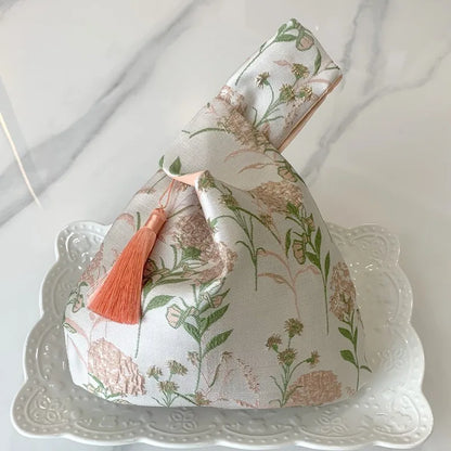 Chinese Style Embroidered Shoulder Bag Elegant Handbag Retro Small Square Bag Wedding Party Luxury Designer Women Evening Clutch