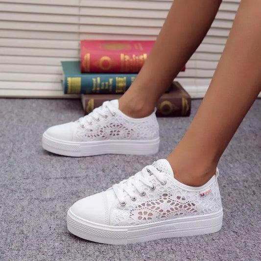 Fashion Summer Casual White Shoes Cutouts Lace Canvas Hollow Breathable Platform Flat Shoes Woman Sneakers