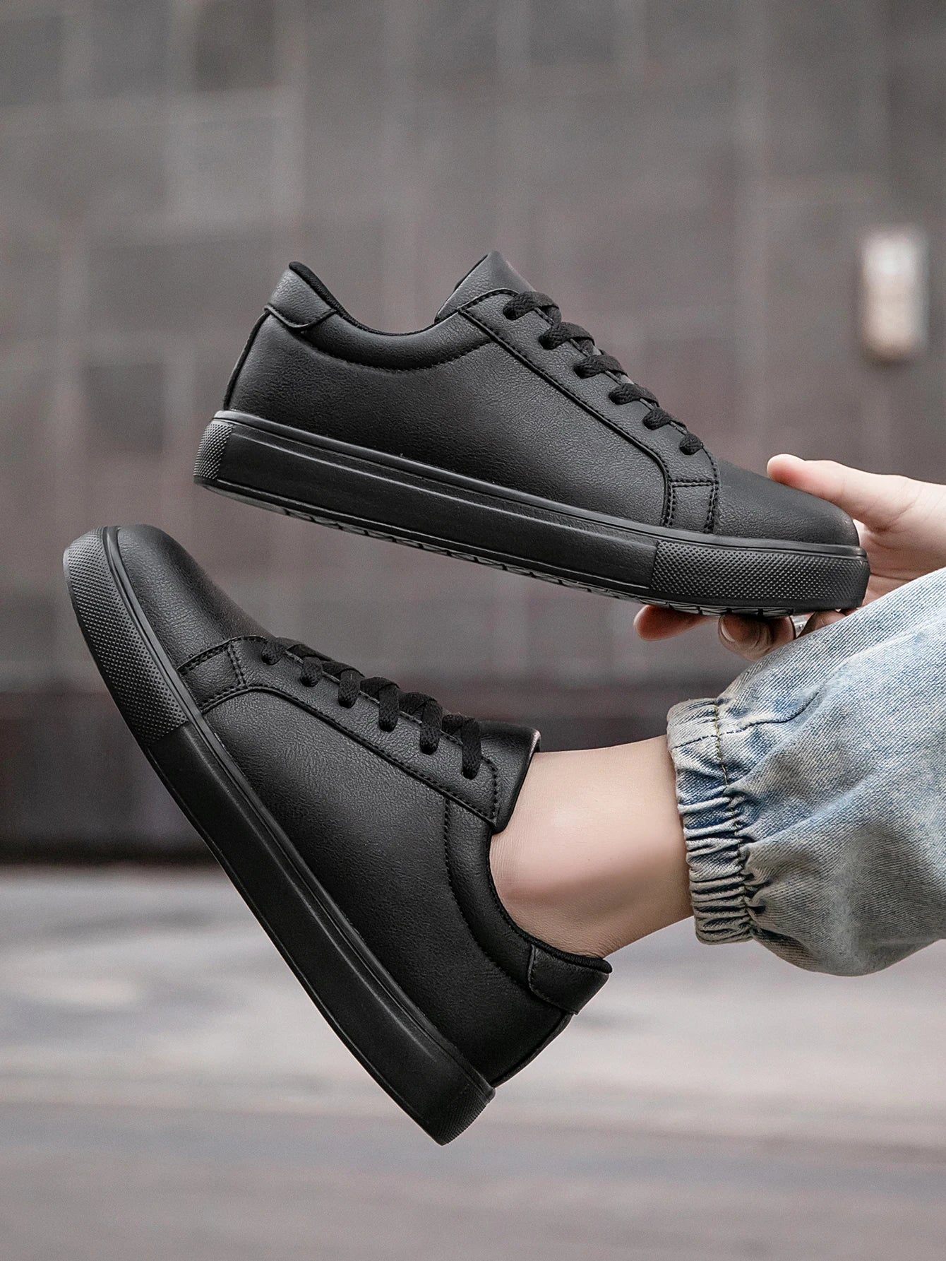 Men's Normcore Style Front Strap Sports Outdoor Skateboard Shoes, Fashionable Contrasting White Sneakers, White Shoes, Versatile Outdoor Shoes for Students