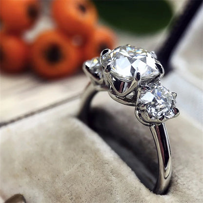 Huitan Silver Color/Gold Color/Two Tone Women's Cubic Zirconia Rings Luxury Fashion Engagement Wedding Accessory Trendy Jewelry