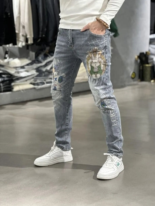 Spring Designer Clothes Casual Men's Denim Jeans with Rabbit Print Slim Fit Light Blue Tight Jeans Korean Jeans Men's Luxury New
