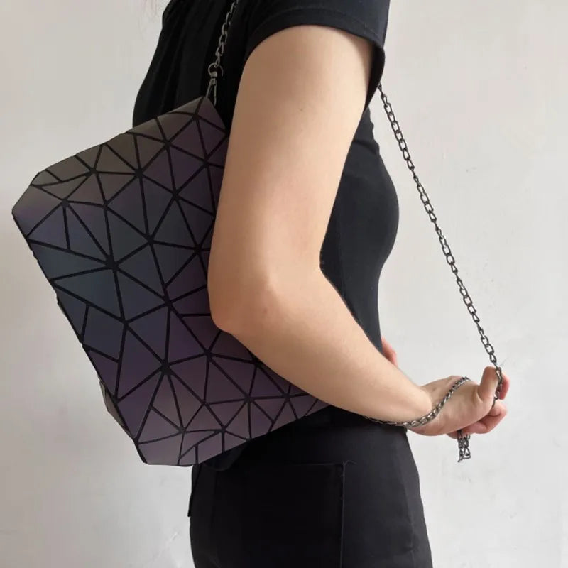 Fashion reflective Chain crossbody bags for women folding geometric holographic purses luminous sling shoulder bag