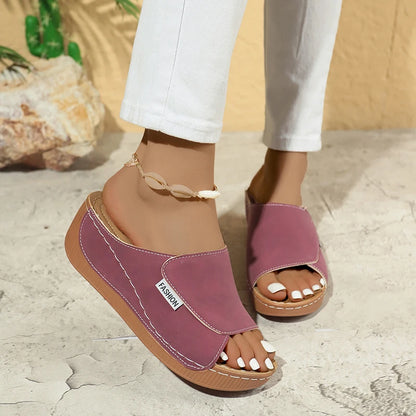Open Toe Women's Wedge Sandals White 2025 Summer Fashion Breathable Comfortable Fish Mouth Sandals Med Heel Beach Shoes Slides