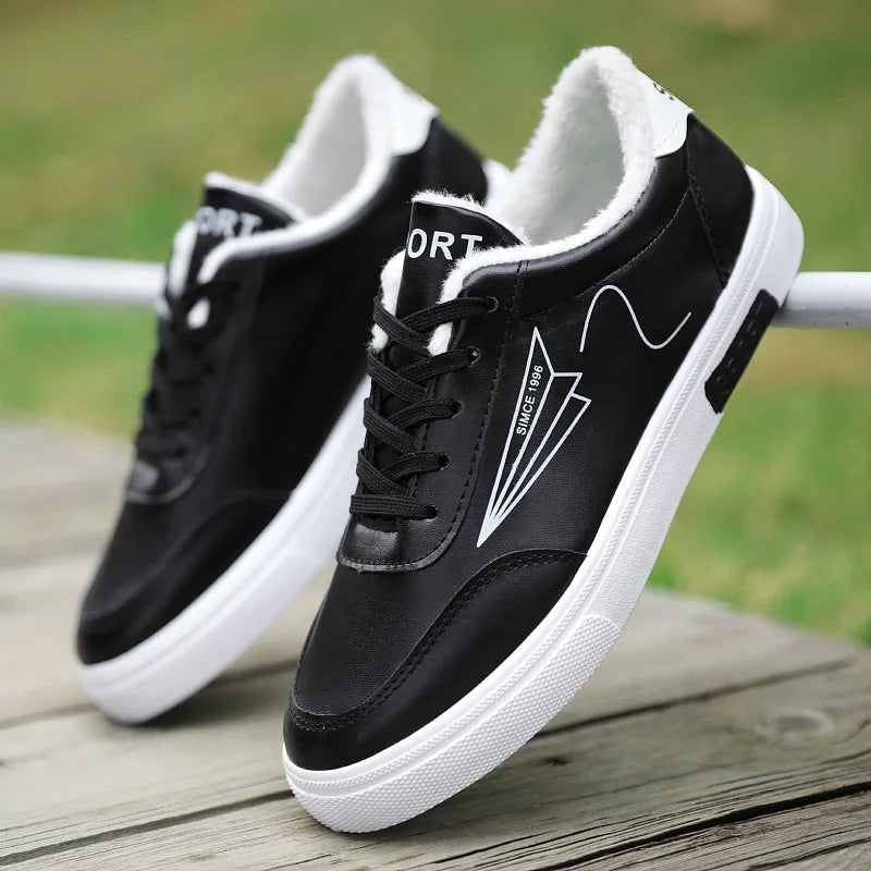 2025 Autumn Men Casual Shoes Winter Men's Board Shoes Light Sports Shoes Men Tennis Sneaker Soft White Shoes Male Flat Shoes