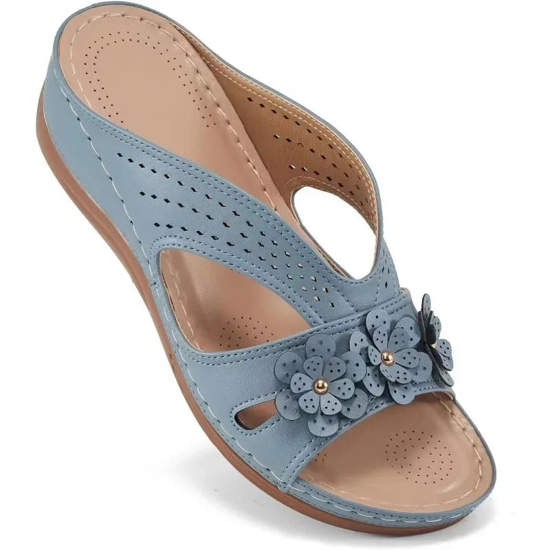Trend Women's Slippers Casual Flower Hollow Wedge Beach Shoes Outdoor Fashion Platform Comfortable Non-slip Sandals