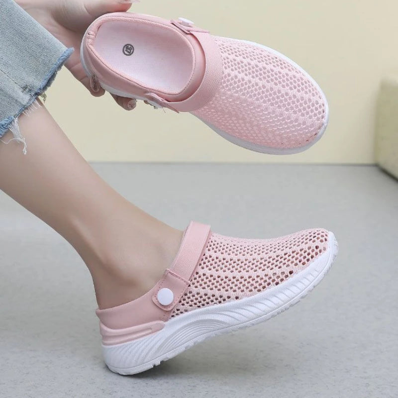 On Beach Sandals Hollow Breathable Slides Low Heel Soft Woman Slippers Clappers Slip-resistant Shoes for Women Original H Sandal