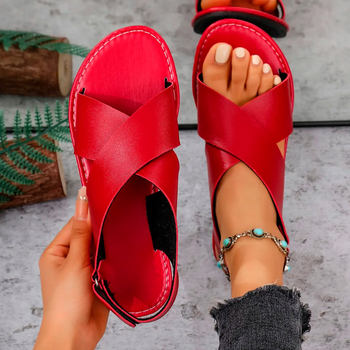 Women's Sandals 2025 Summer Women Flat Shoes Soft Pu Leather Sandalias De Mujer Summer Sandals Women Beach Footwear