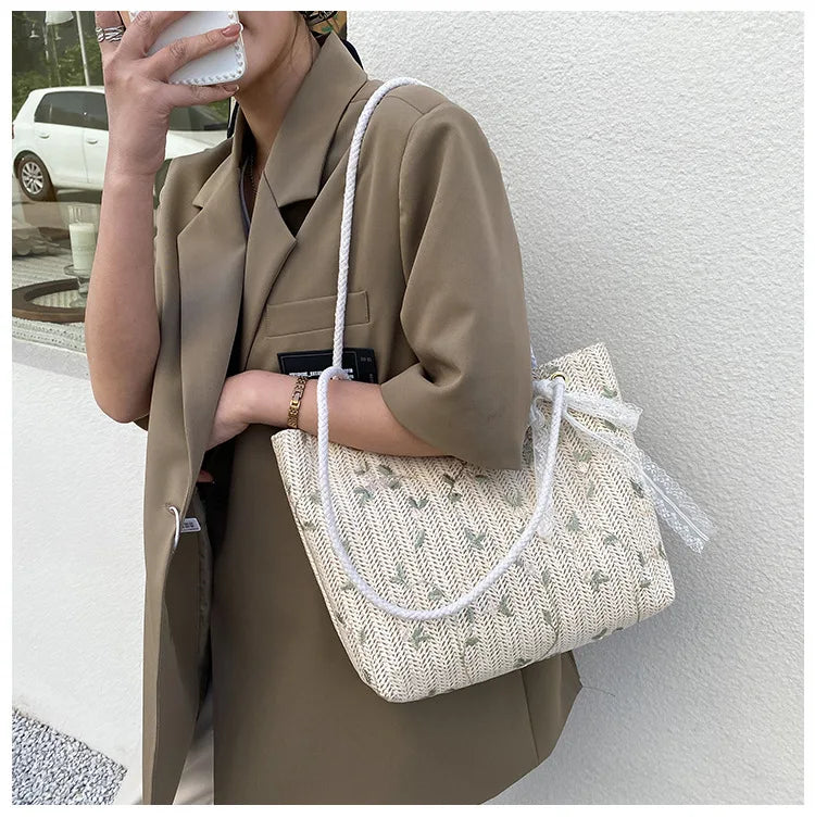 Summer Women Straw Woven Shoulder Bag Straw Bag Flower Embroidery Lace Beach Handbags Casual Ladies Large Capacity Totes Pouch