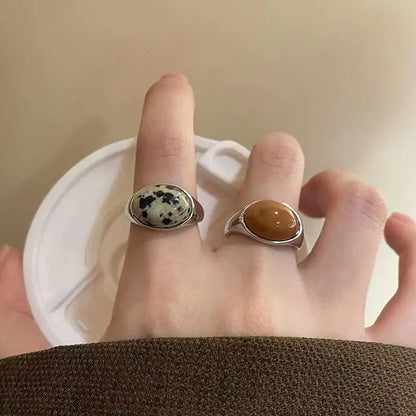 1Pc Vintage Ring for Ladies Simple Brown Stone Ring Light and Luxurious Irregular Circular Opening Ring Exquisite Jewelry Gifts