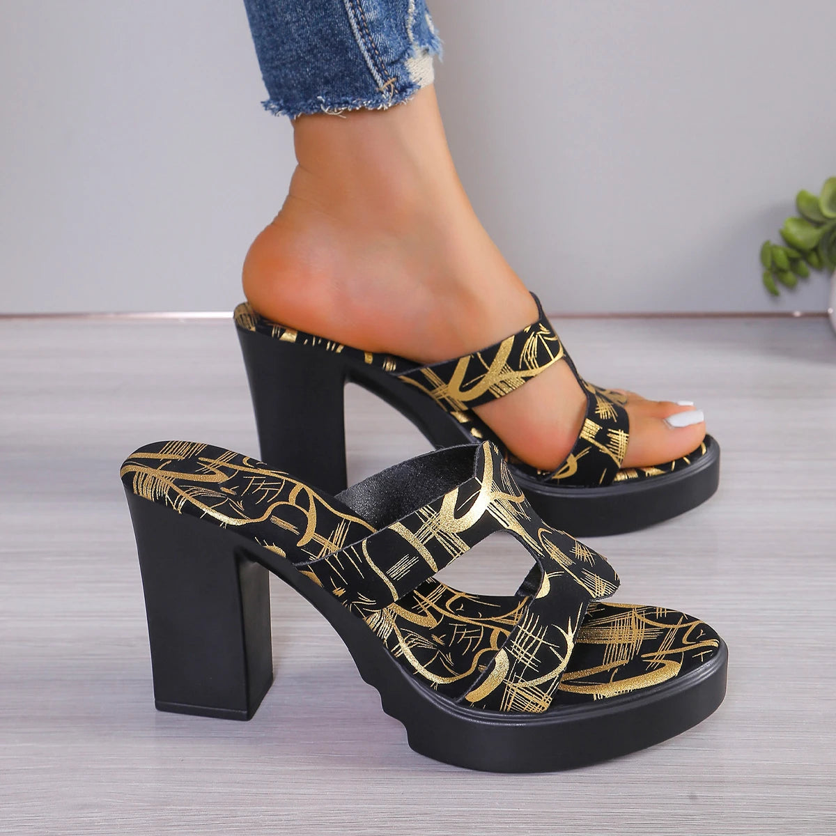 Women High Heels Sandals New Platform Fashion Simple Casual Sexy Wedge Women Slippers Women Sandals Zapatos Mujer 2024 Tendencia