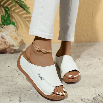 Open Toe Women's Wedge Sandals White 2025 Summer Fashion Breathable Comfortable Fish Mouth Sandals Med Heel Beach Shoes Slides