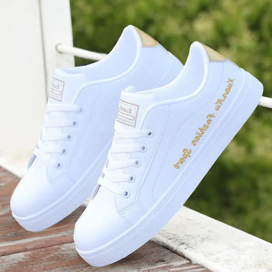 2025 Autumn Men Casual Shoes Winter Men's Board Shoes Light Sports Shoes Men Tennis Sneaker Soft White Shoes Male Flat Shoes
