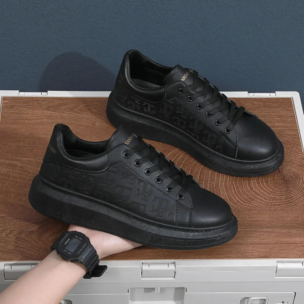2025 Men's Casual Sneakers - Lightweight Comfortable Walking Shoes for Everyday Wear