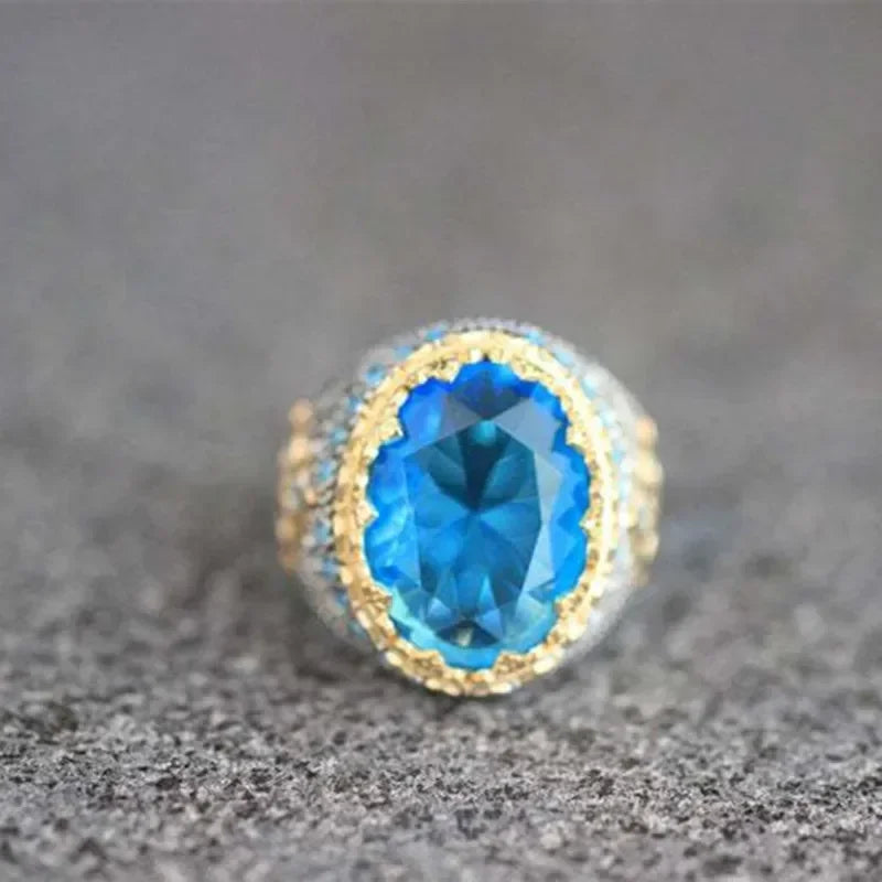 Exquisite Round Inlaid Blue Stone Sky Blue Zircon Rings Fashion Metal Two Tone Engagement Wedding Rings for Women Men Jewelry