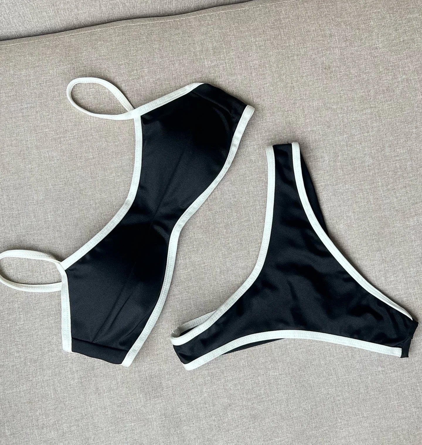 Bikini Women Swimsuit Female Swimwear Bandeau Thong Bathing Suit Shiny Swimming Suits Halter Bodysuit Beachwear