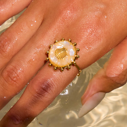 Zora Women's Boho Style Oil Drop Crushed Shell Ring 18K Gold-plated Stainless Steel Oval Starfish Open Ring waterproof Jewelry
