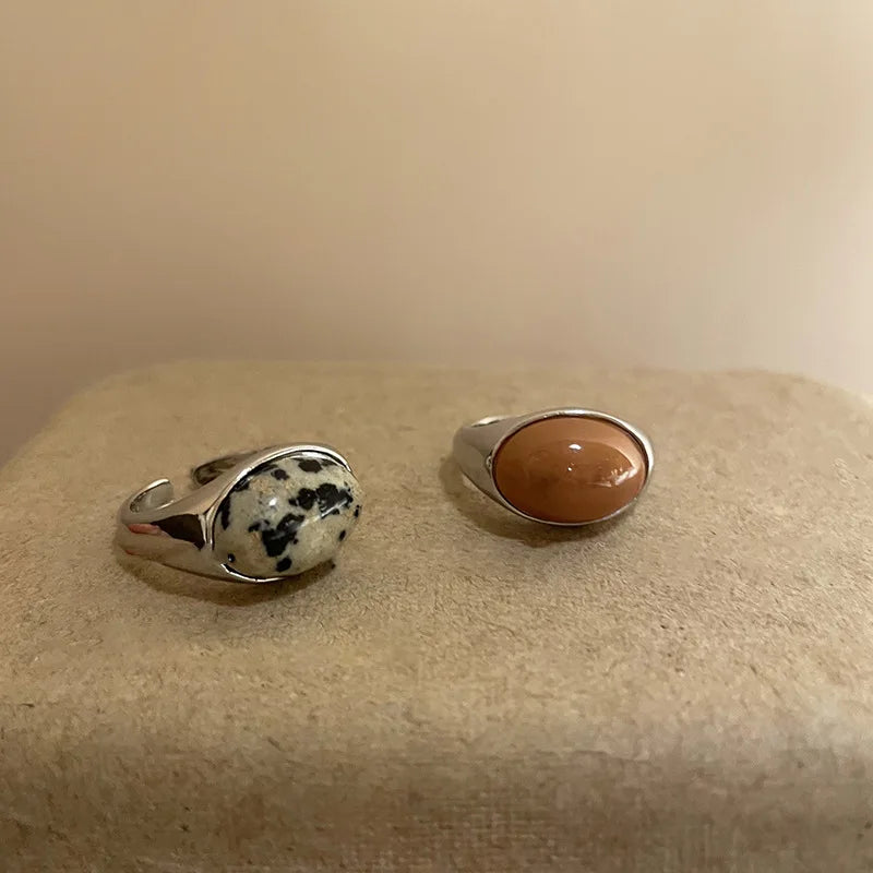1Pc Vintage Ring for Ladies Simple Brown Stone Ring Light and Luxurious Irregular Circular Opening Ring Exquisite Jewelry Gifts