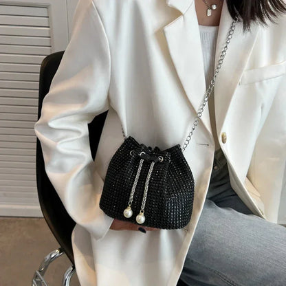 Large capacity Joker bucket bag fashion new ladies shoulder diagonal bag personality Joker women's handbags