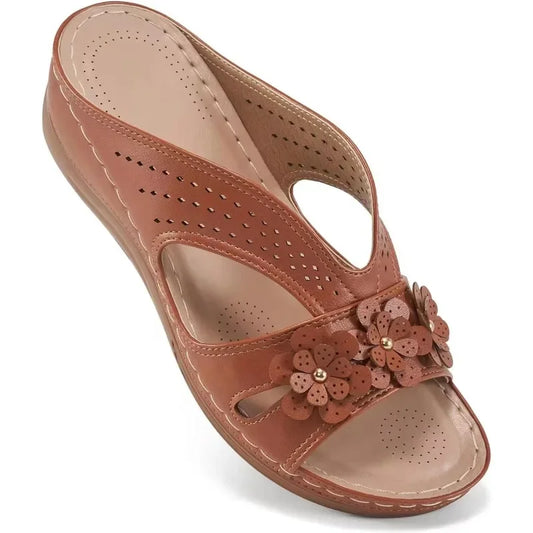Trend Women's Slippers Casual Flower Hollow Wedge Beach Shoes Outdoor Fashion Platform Comfortable Non-slip Sandals