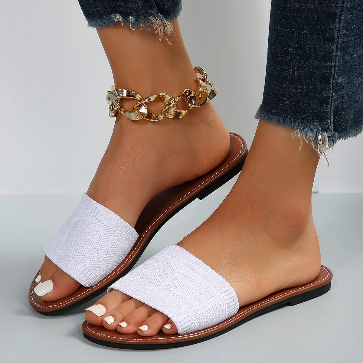 Women's Sandals  Summer Luxury Fashion Flat Sandals Brown Designer Open Toe Non-Slip Outdoor Beach Slippers Slides Women