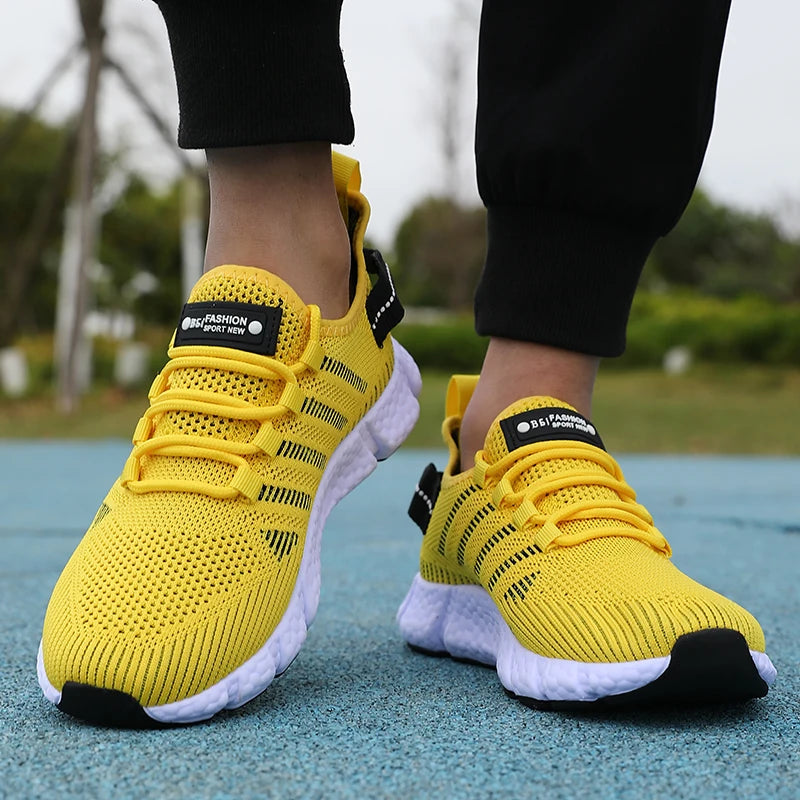 New Summer Soft Soled Running Shoes Men Mesh Breathable Casual Shoes Comfortable Fashionable Versatile Outdoor Exercise Shoes