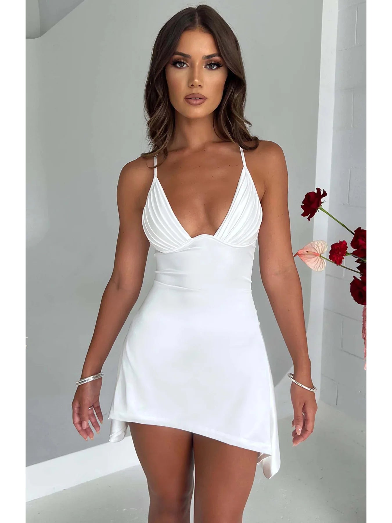 Summer Women's Sexy V-Neck Backless Halter Mini Dress Solid Color Cross-Border Fashion 2025 Hot Sale