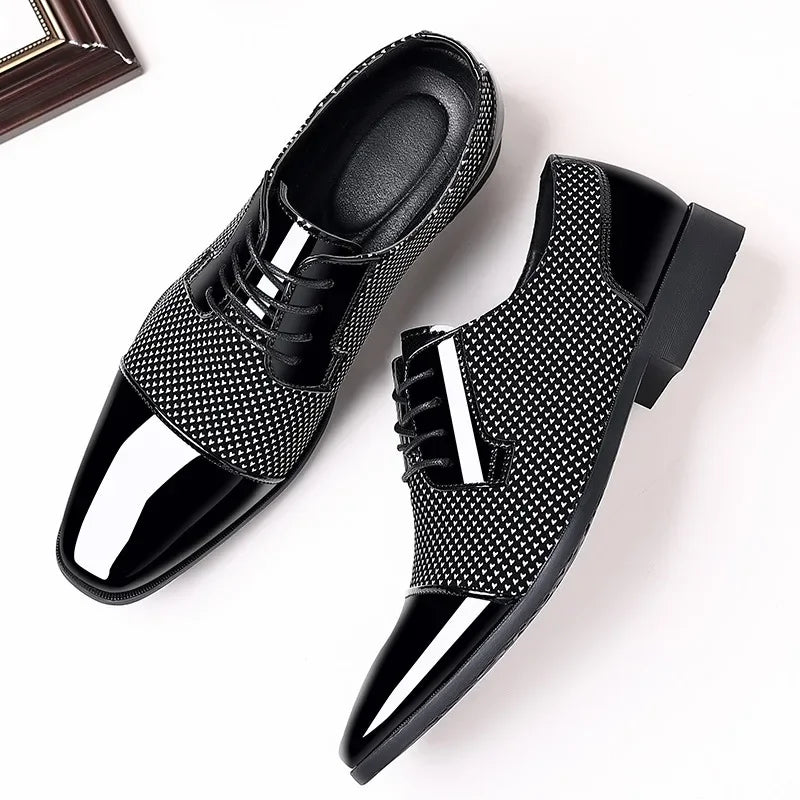 Men Business Leather Shoes Luxury Oxford Breathable Patent Leather Dress Shoes Men Office Wedding Flats Formal Shoes