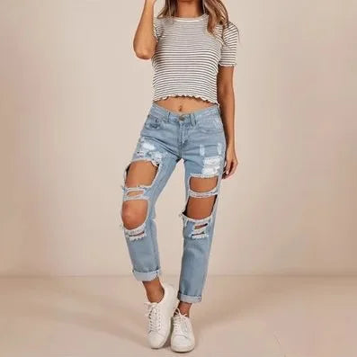 2025 Street Personality Washed Ripped Straight-leg Jeans. New Fashionable and Casual 9-inch Jeans for Women in Spring and Summer